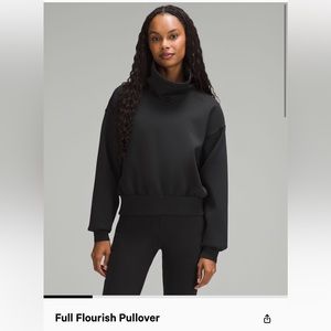 Lululemon full flourish pullover